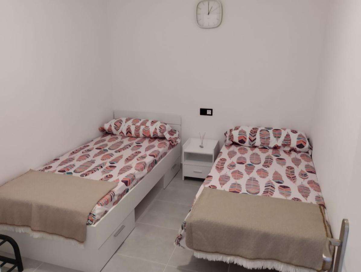 Appartement Apartamento Platero à Marbellac Extérieur photo